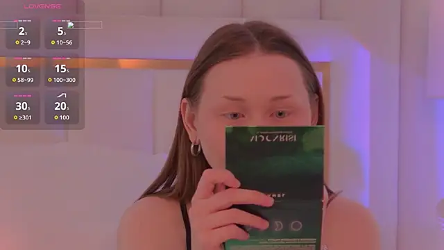 Snapshot of NancySmitts chatting on 06.19.26 NancySmitts online show from 06.19.26