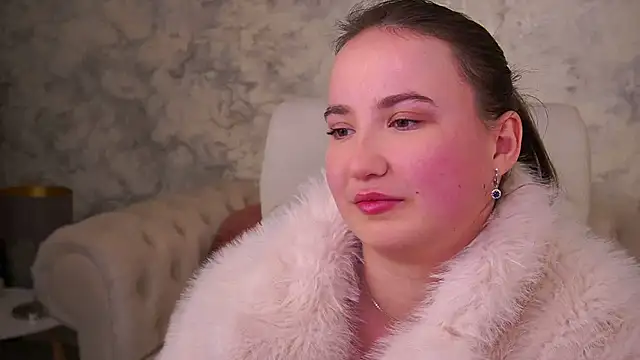 Snapshot of SofieBloom chatting on 02.13.26 SofieBloom online show from 02.13.26