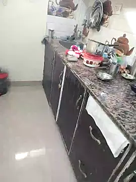 Snapshot of Pihu_Chopra chatting on 12.05.25 Pihu Chopra online show from 12.05.25