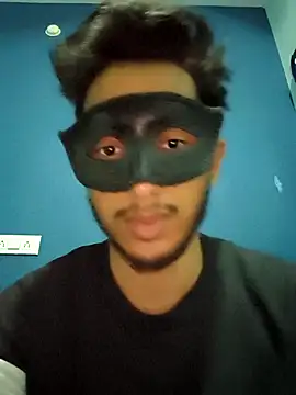 Snapshot of SassyWildCouple chatting on 09.13.25 SassyWildCouple online show from 09.13.25