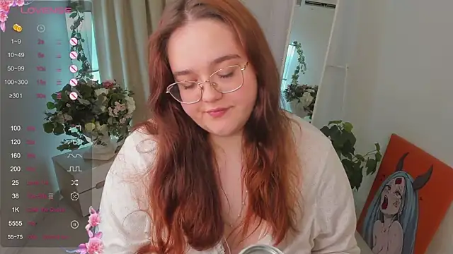 Neko Moor online show from 11.05.25