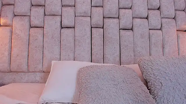 LissyConan online show from 12.19.25