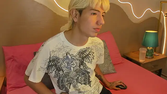 Enrrixxx  online show from 02.11.26