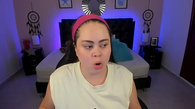 LolaVillalobos online show from 03.26.26