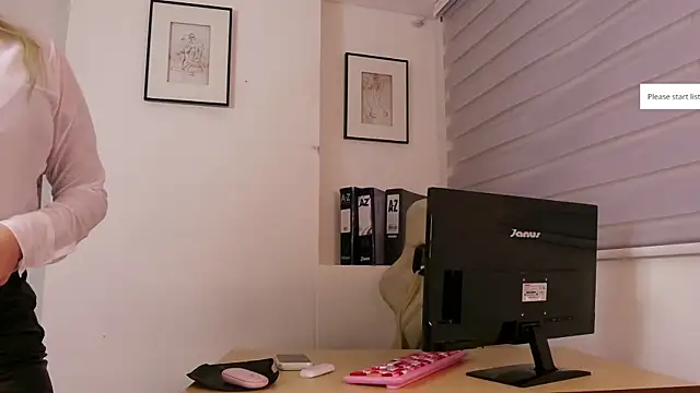 XXMILE online show from 11.09.25