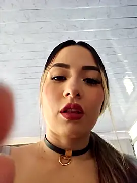 Natasanz online show from 11.21.25