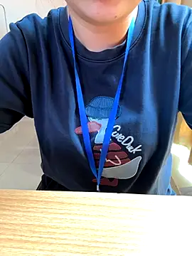 PhuongNhi21 online show from 10.18.25