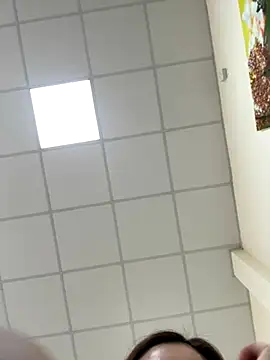 PhuongNhi21 online show from 11.04.25