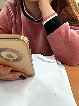 PhuongNhi21 online show from 11.27.25