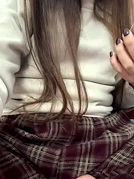 PhuongNhi21 online show from 12.16.25