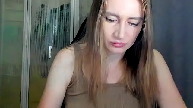 Snapshot of JessFoxxx chatting on 06.03.26 JessFoxxx online show from 06.03.26