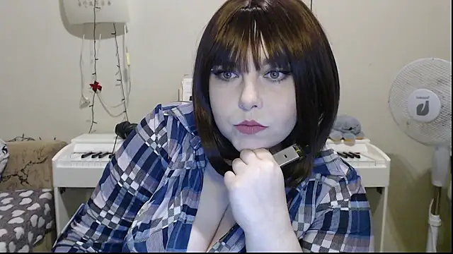 -heartsease- online show from 11.14.25