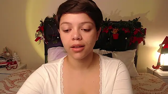 Snapshot of Amanda_sweet chatting on 12.21.24 Amanda sweet online show from 12.21.24
