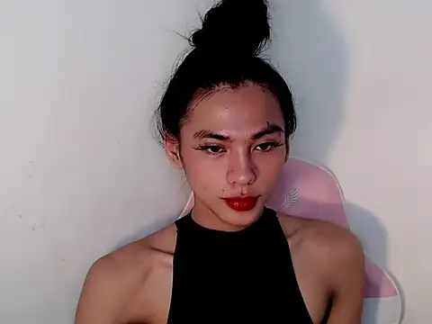 Snapshot of Ur_latinahotpaprika chatting on 11.16.25 Ur latinahotpaprika online show from 11.16.25