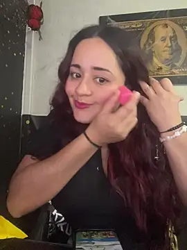 candy  fox  online show from 10.18.25