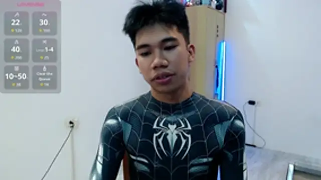 Snapshot of Ur_pinoyhotbrix chatting on 10.12.25 Ur pinoyhotbrix online show from 10.12.25