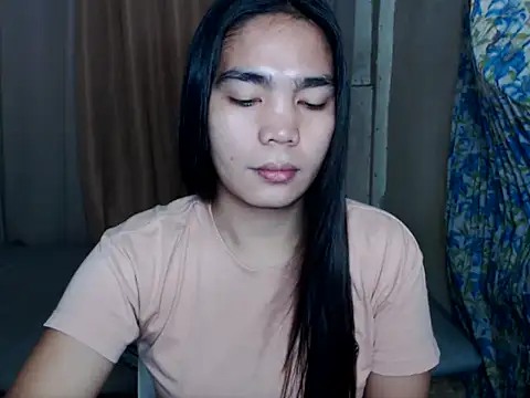 Simple Martina online show from 12.16.25