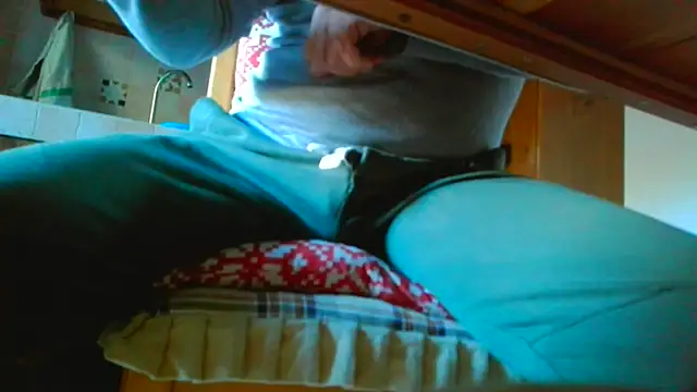 Snapshot of Prince-sexy chatting on 09.19.25 Prince-sexy online show from 09.19.25