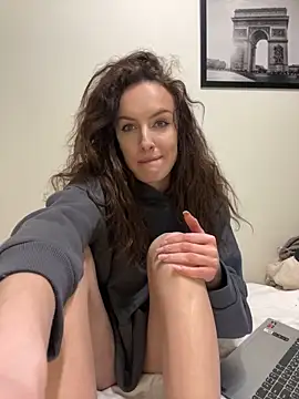 goodgirldevil online show from 02.14.26