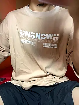 Snapshot of Archie-Davis chatting on 10.10.25 Archie-Davis online show from 10.10.25