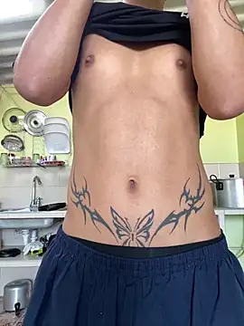 Snapshot of Archie-Davis chatting on 10.20.25 Archie-Davis online show from 10.20.25