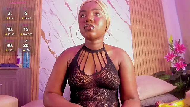 Snapshot of Eva_Johnss chatting on 12.02.25 Eva Johnss online show from 12.02.25