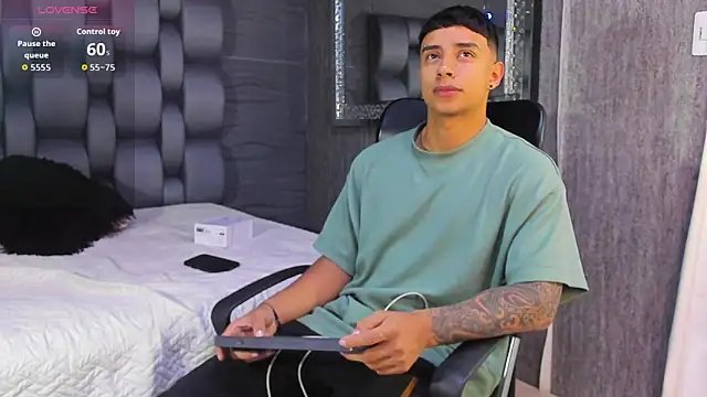 jaze bradley online show from 11.11.25