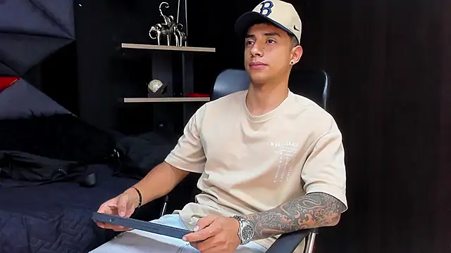 jaze bradley online show from 12.04.25