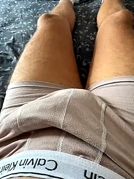 Snapshot of emirbaranpolat chatting on 10.05.25 emirbaranpolat online show from 10.05.25