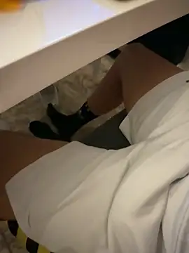 Snapshot of emirbaranpolat chatting on 10.19.25 emirbaranpolat online show from 10.19.25