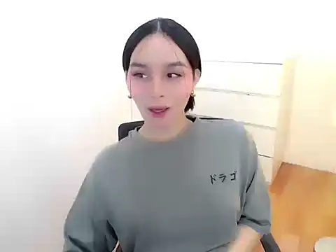 holly tabby online show from 09.12.25