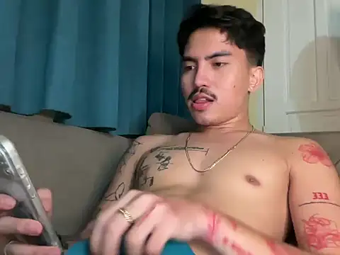 xoxo aken online show from 03.04.26