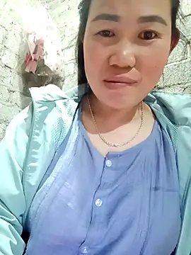 jienrrr online show from 10.24.25