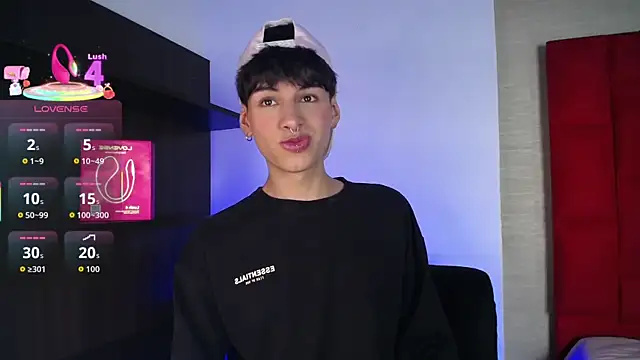 Snapshot of Ezra_Storm chatting on 09.11.25 Ezra Storm online show from 09.11.25