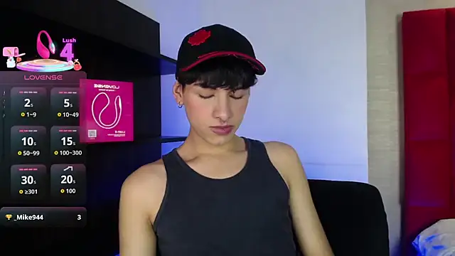 Snapshot of Ezra_Storm chatting on 09.23.25 Ezra Storm online show from 09.23.25