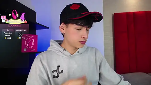 Snapshot of Ezra_Storm chatting on 09.24.25 Ezra Storm online show from 09.24.25