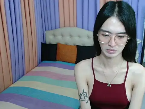 XxTsUncutAskaxX online show from 12.13.25