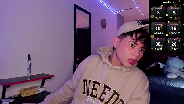 Snapshot of Jostin18 chatting on 09.16.25 Jostin18 online show from 09.16.25