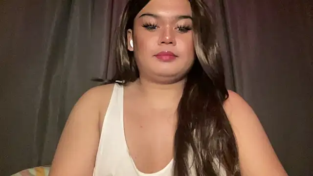 RedHead Thalia online show from 04.12.26