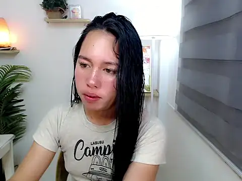 Snapshot of kimbratx chatting on 09.28.25 kimbratx online show from 09.28.25