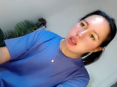 Snapshot of kimbratx chatting on 02.18.26 kimbratx online show from 02.18.26