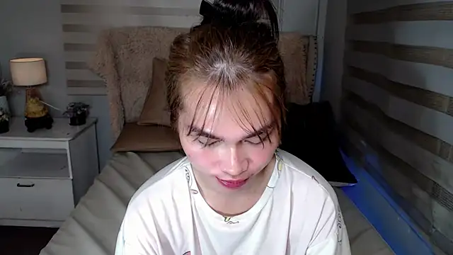 lovelychanel69xx online show from 10.30.25