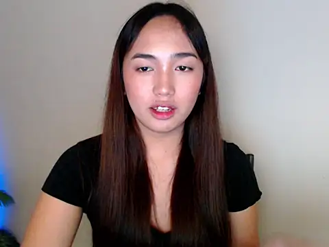 hannah ley18 online show from 12.16.25