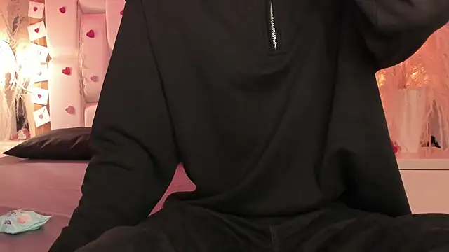 Daphne And Roger online show from 02.23.26