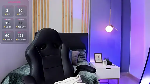 ivy collins  online show from 10.10.25