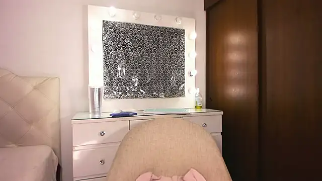 lina quinn online show from 02.14.26