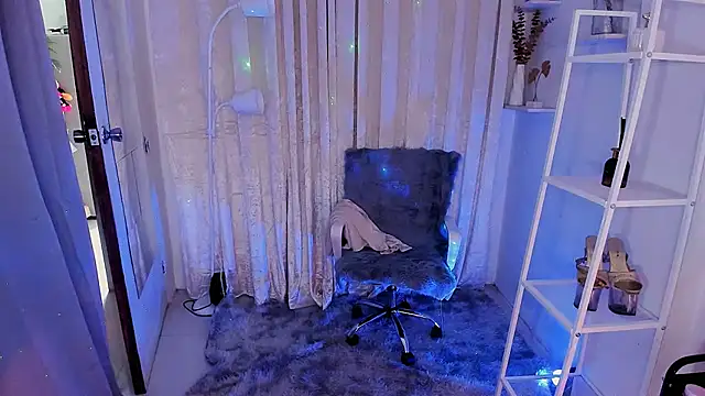 Snapshot of MS_VALERIA chatting on 09.22.25 MS VALERIA online show from 09.22.25