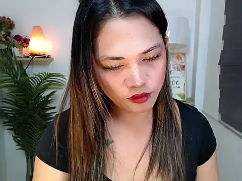 Snapshot of scarlett_brownx69 chatting on 09.25.25 scarlett brownx69 online show from 09.25.25