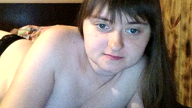 LuckyLust11 online show from 09.14.25