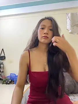 Snapshot of Aghenh chatting on 09.28.25 Aghenh online show from 09.28.25